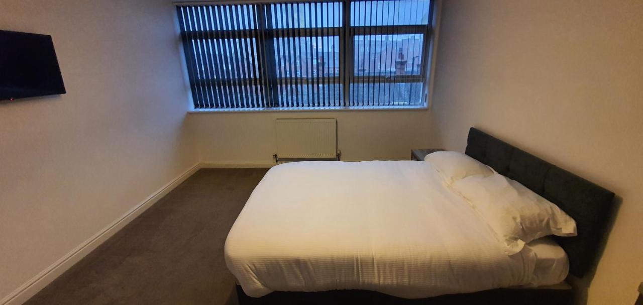 Apartment In Central Wakefield Esterno foto
