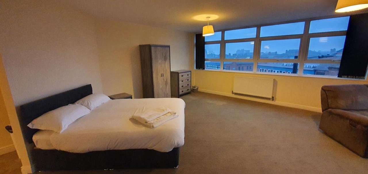 Apartment In Central Wakefield Esterno foto
