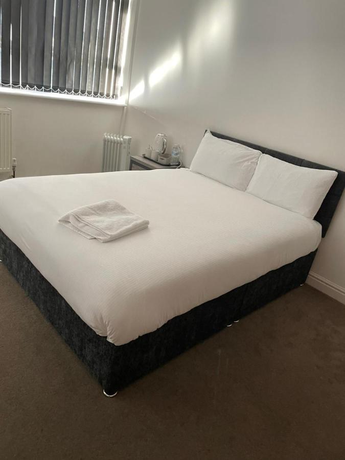 Apartment In Central Wakefield Esterno foto