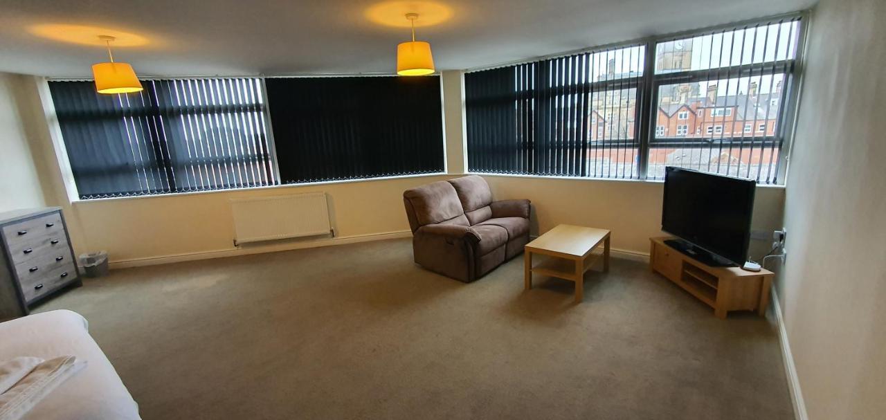 Apartment In Central Wakefield Esterno foto